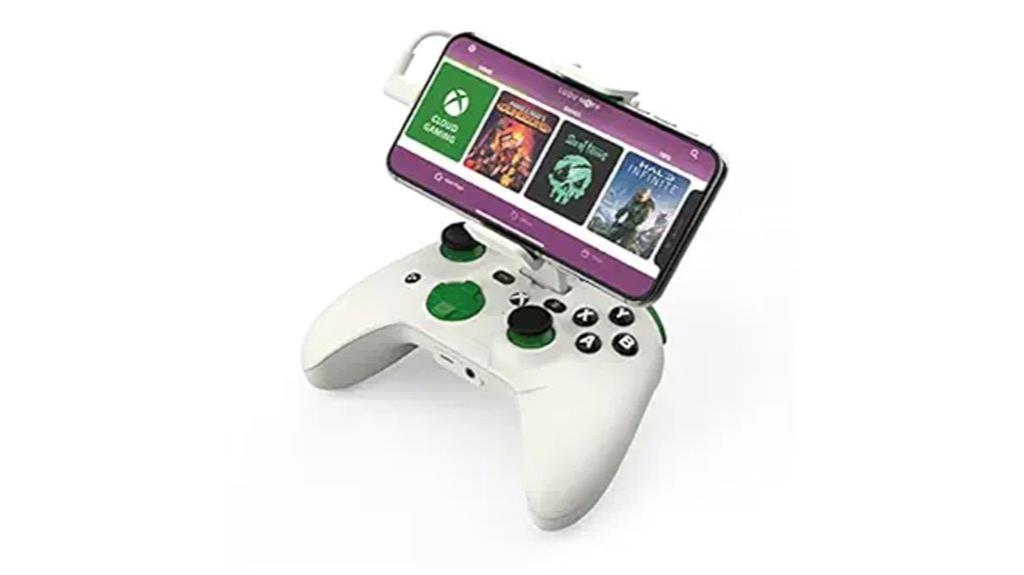 lightning connected mobile gaming controller