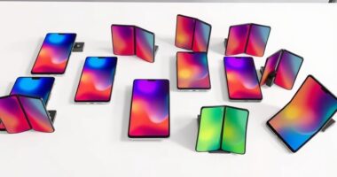 top foldable smartphone picks